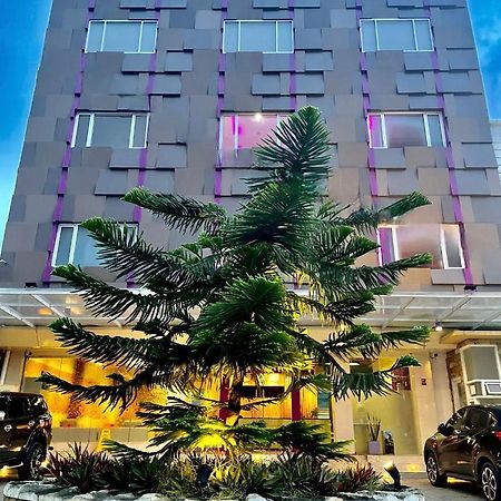 Elohim Hotel Sentani Jayapura Bagian luar foto