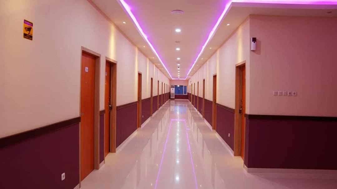 Elohim Hotel Sentani Jayapura Bagian luar foto