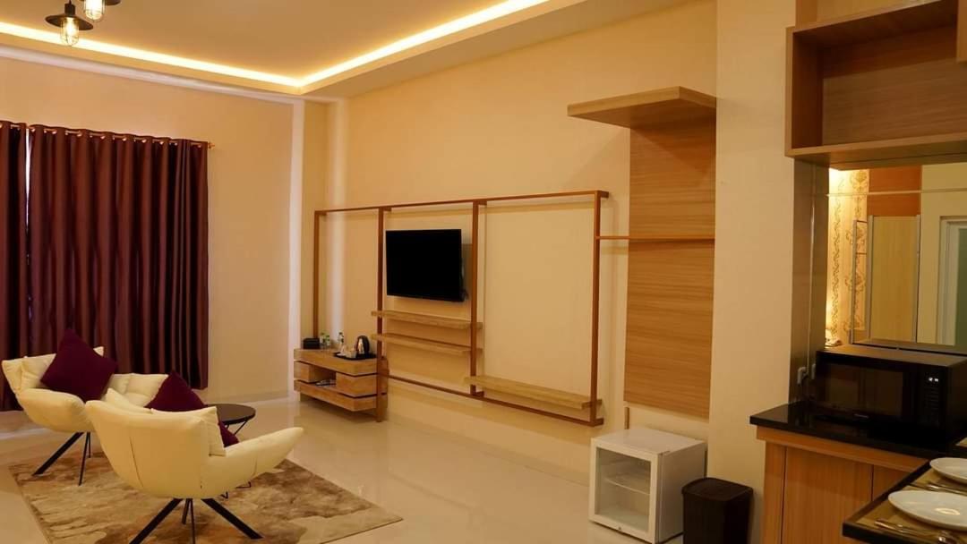 Elohim Hotel Sentani Jayapura Bagian luar foto